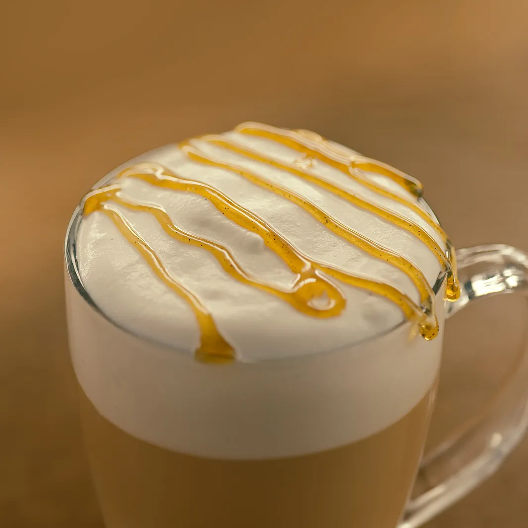 ¡Disfruta tu cappuccino de vainilla francesa!