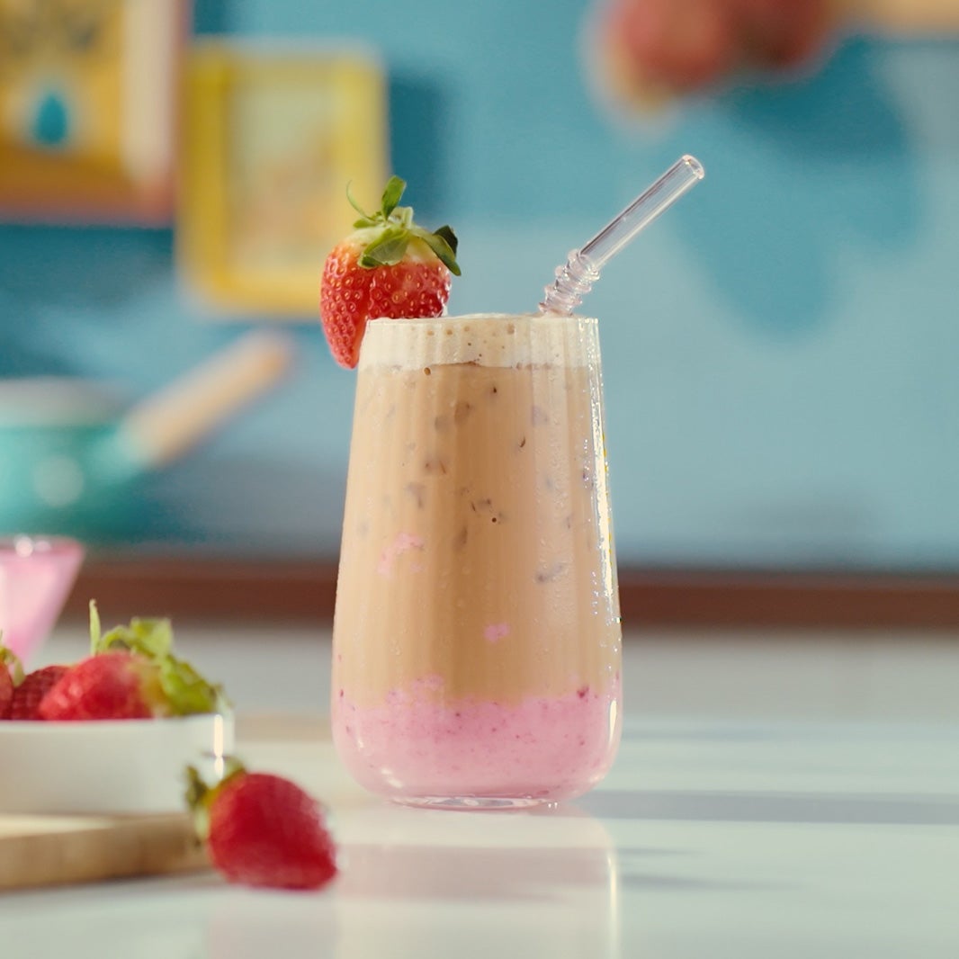 NESCAFÉ® Strawberry Iced Latte