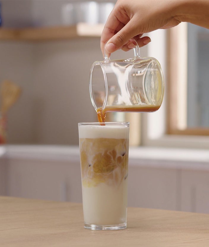 Latte macchiato glacé au caramel – Étape 5