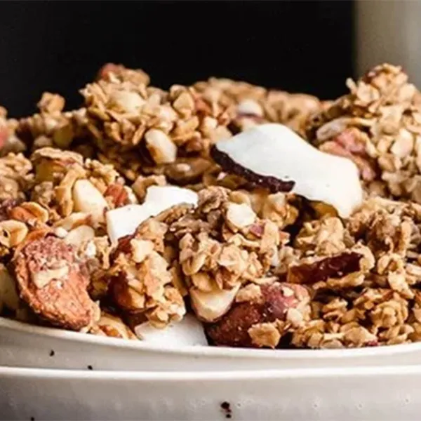 COCONUT COFFEE GRANOLA