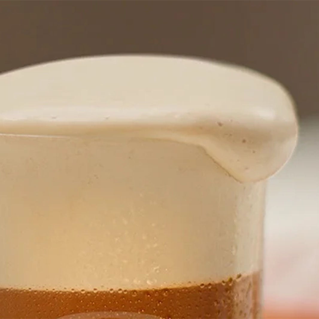 Чаша с разтворимо NESCAFÉ® Frappé Latte