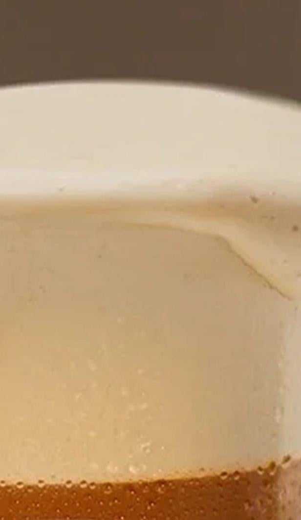 NESCAFÉ Frappé Бяло