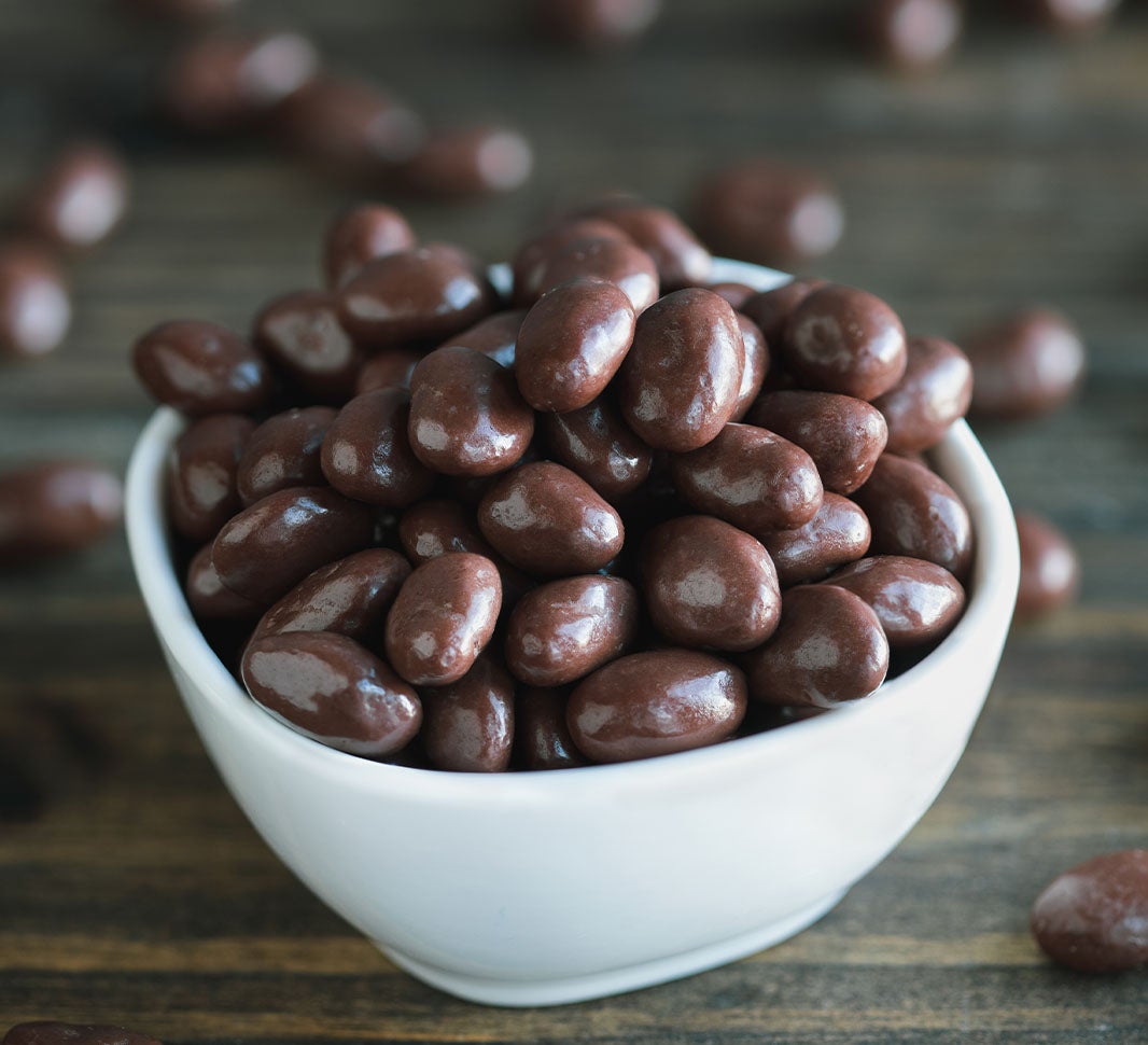 grãos de café cobertos com chocolate