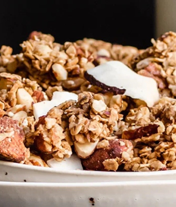 COCONUT COFFEE GRANOLA