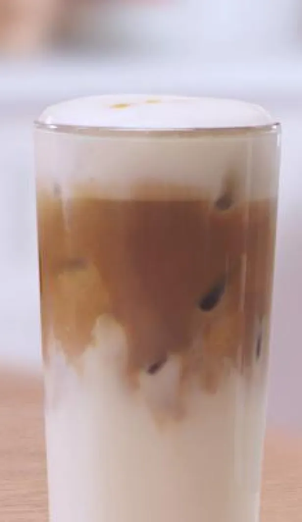 iced caramel latte 