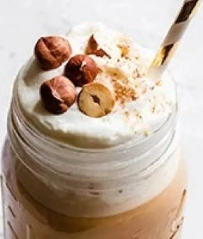 MILKSHAKE AU CAFE ET A LA DOUBLE NOISETTE