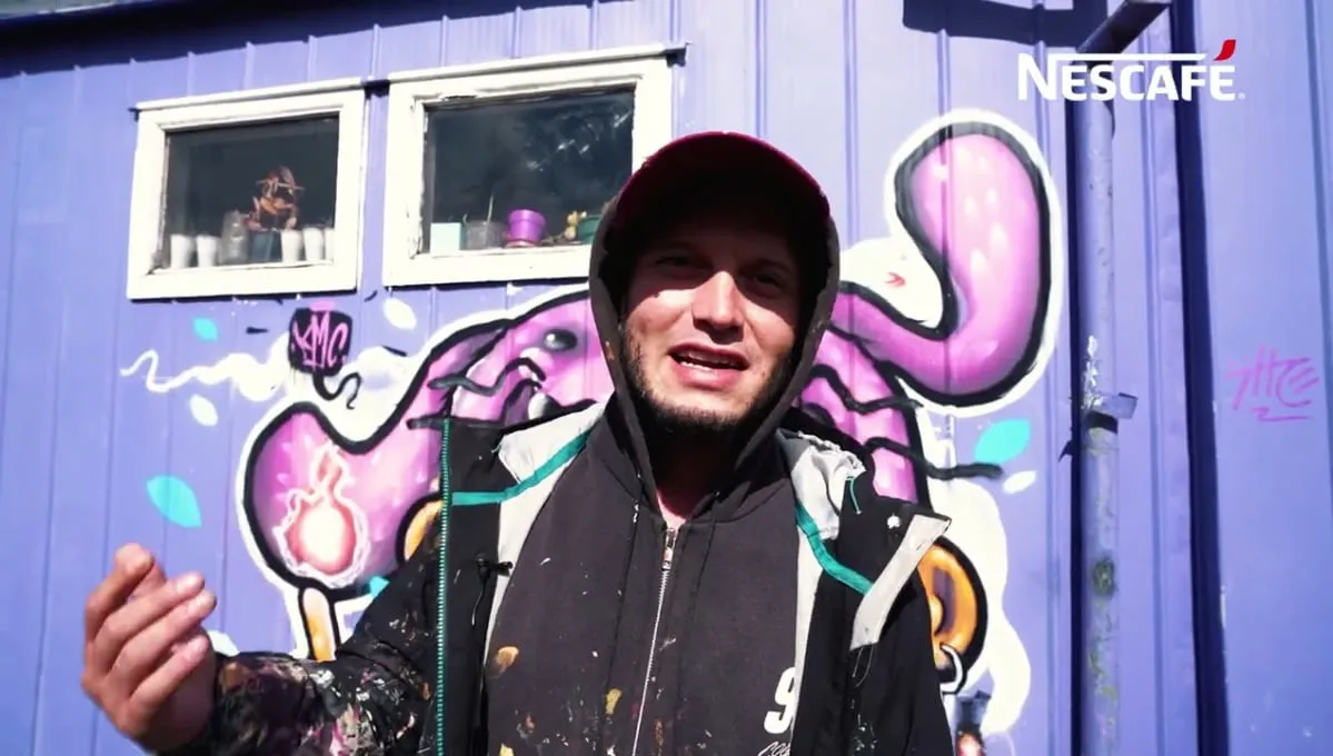 video-thumbnail