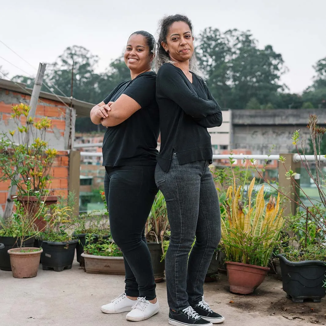 Hermanas mujeres emprendedoras que inspiran