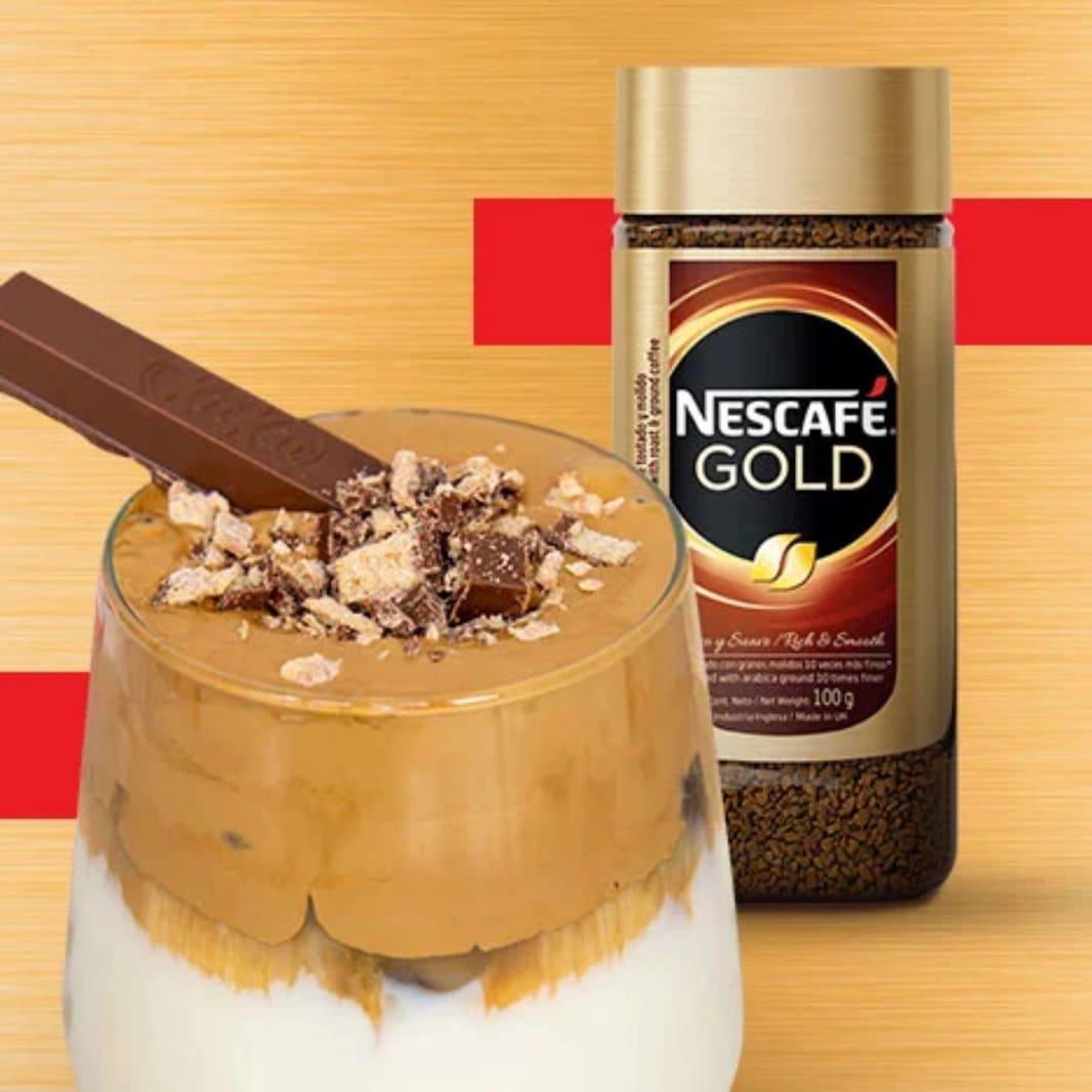 café dalgona con nescafé® gold y kit kat®