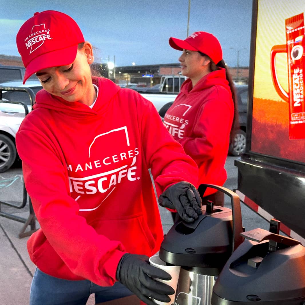 Nuestra tropa de tinteros madrugó con Amaneceres NESCAFÉ®