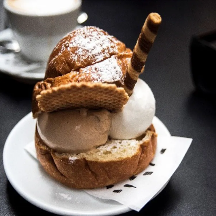 NESCAFÉ® Tradición es un producto muy versátil con el que puedes hacer postres y helados