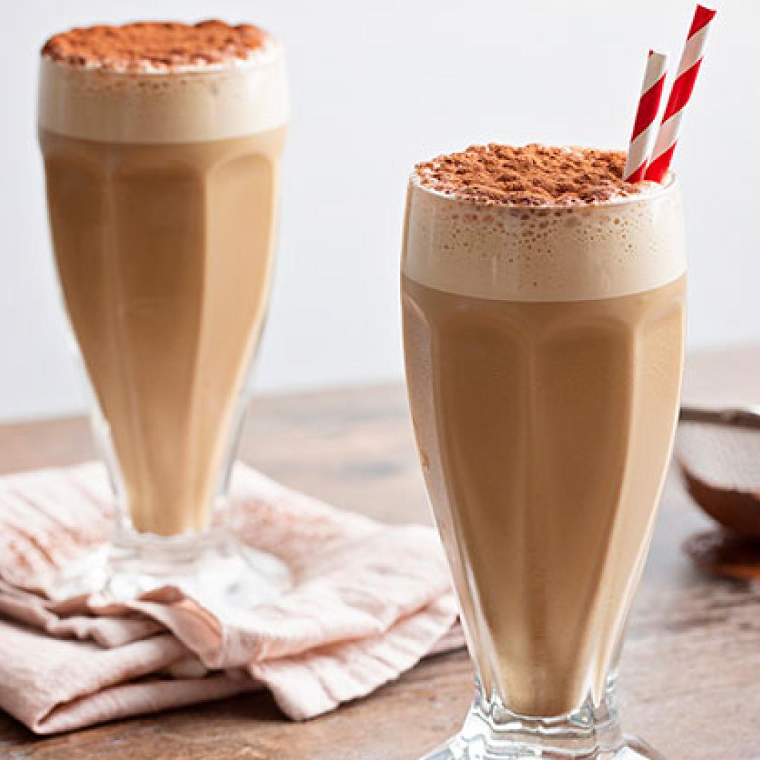 Disfruta en tu casa una malteada de café