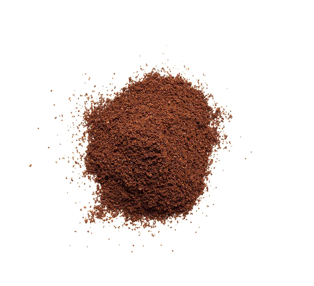 Montón de café soluble que se diferencia del tostado y molido por su practicidad