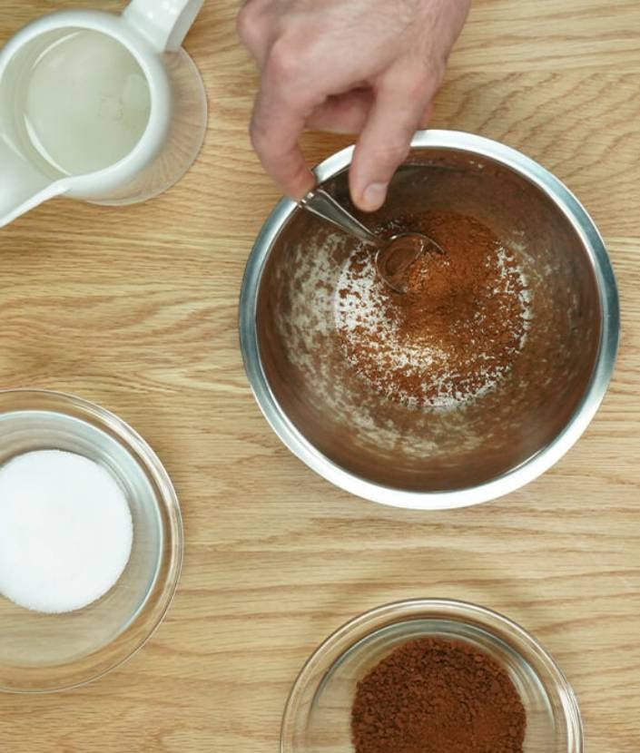 dalgona coffee Step 1