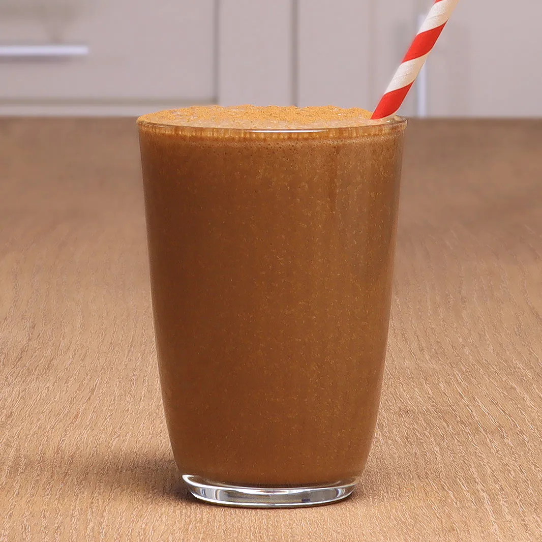 Genieße deinen Kaffee Bananen Milkshake
