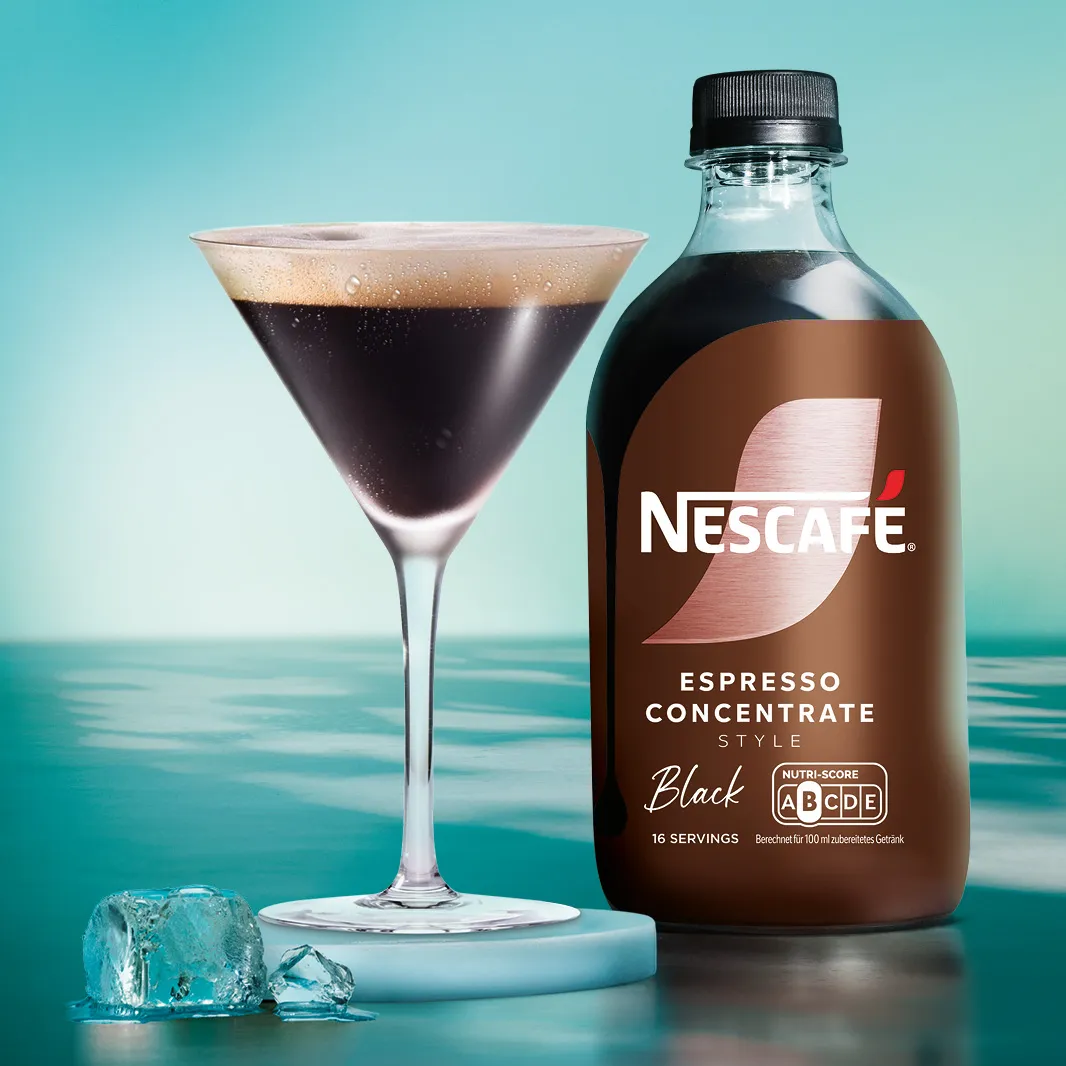 Espresso Martini Cocktail mit NESCAFÉ® Espresso Concentrate Black
