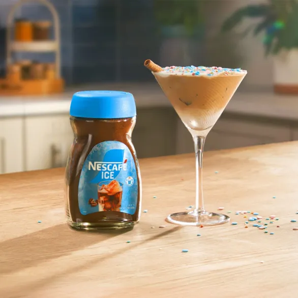 Whipped spanish iced latte