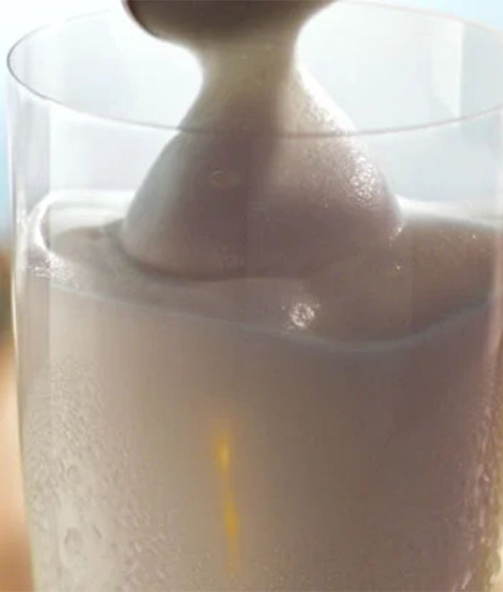 NESCAFÉ Frappé Latte Macchiato