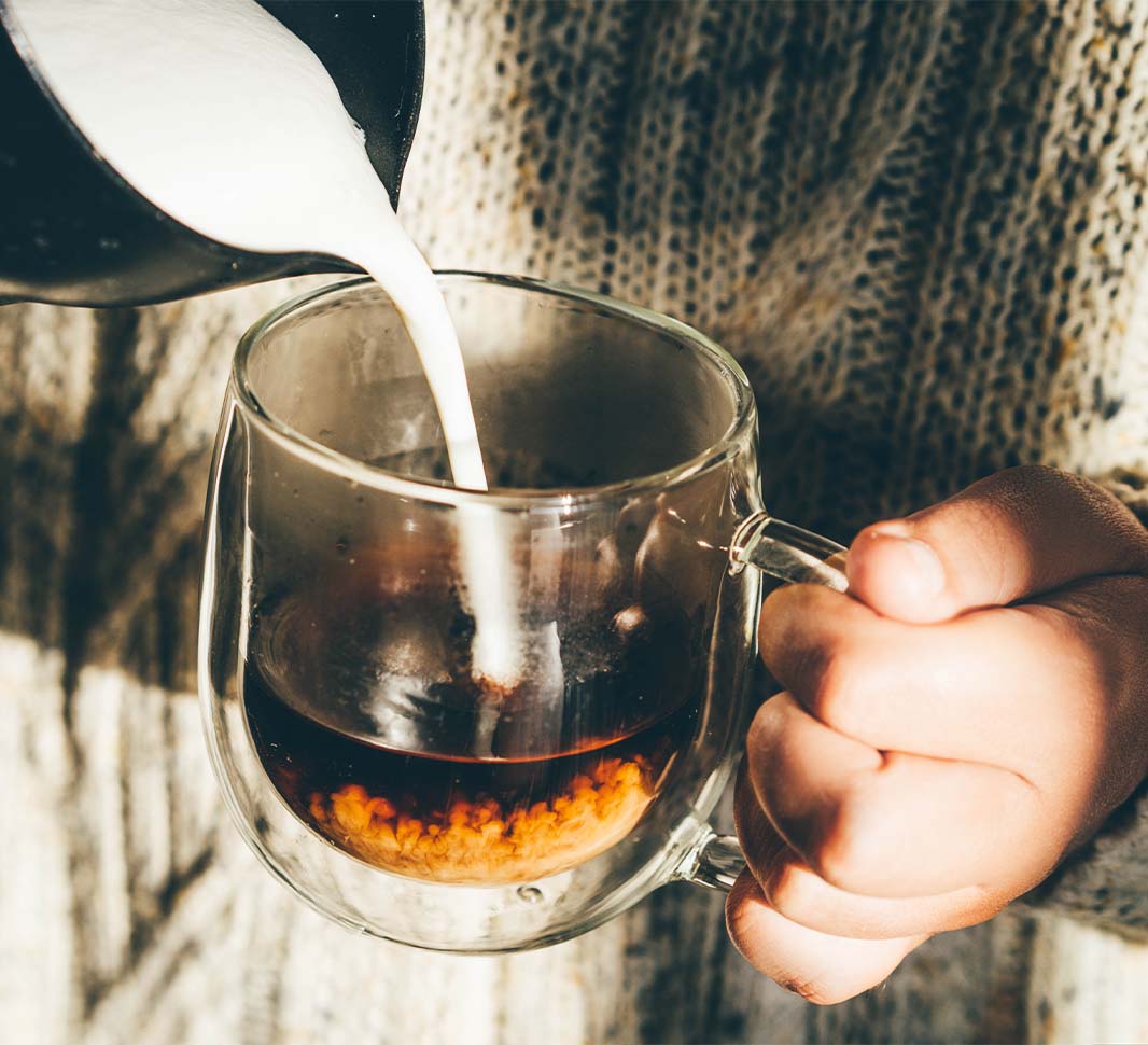 préparer un latte à la maison