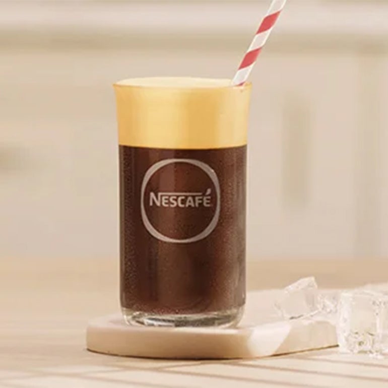 NESCAFÉ Frappé Americano step 3