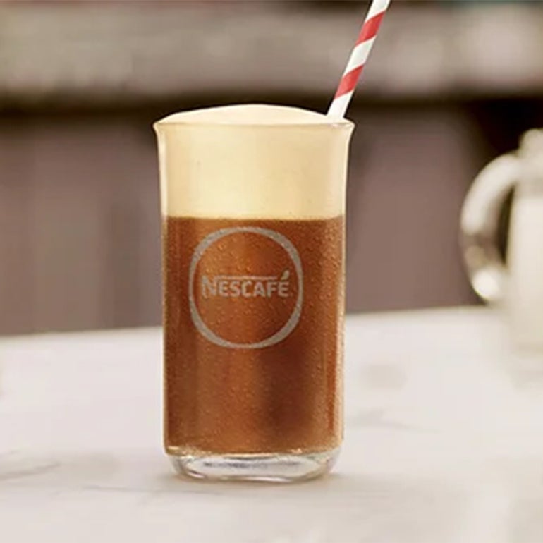 NESCAFÉ Frappé Latte step 3