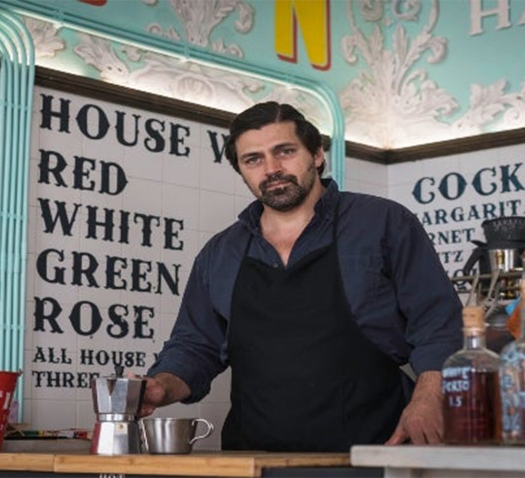 How to order Portuguese coffee?