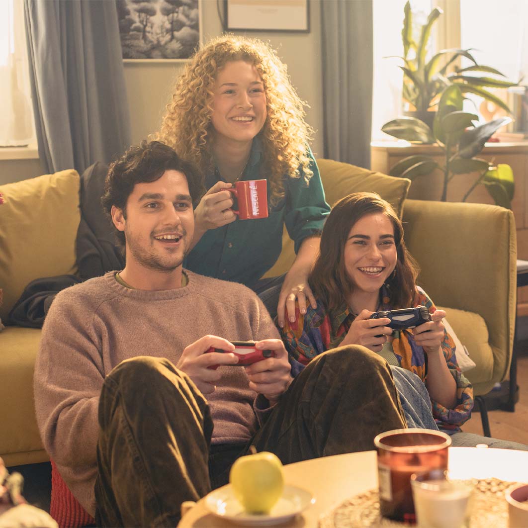 friends playing video game