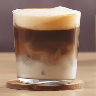 Iced Latte Macchiato Recipe | Nescafé | UK &amp; IE