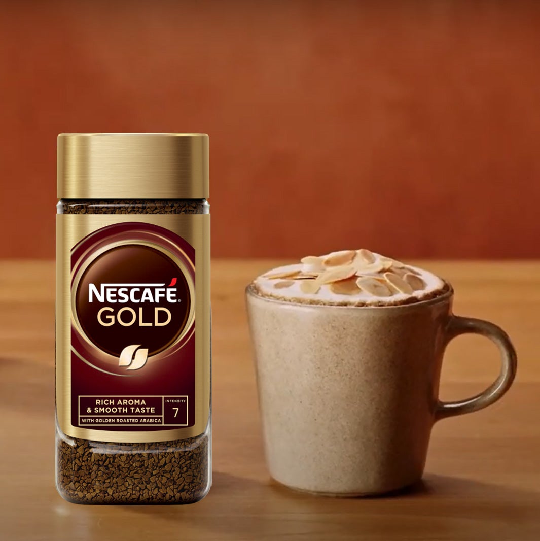 NESCAFÉ Pirított Mandulás Kávé