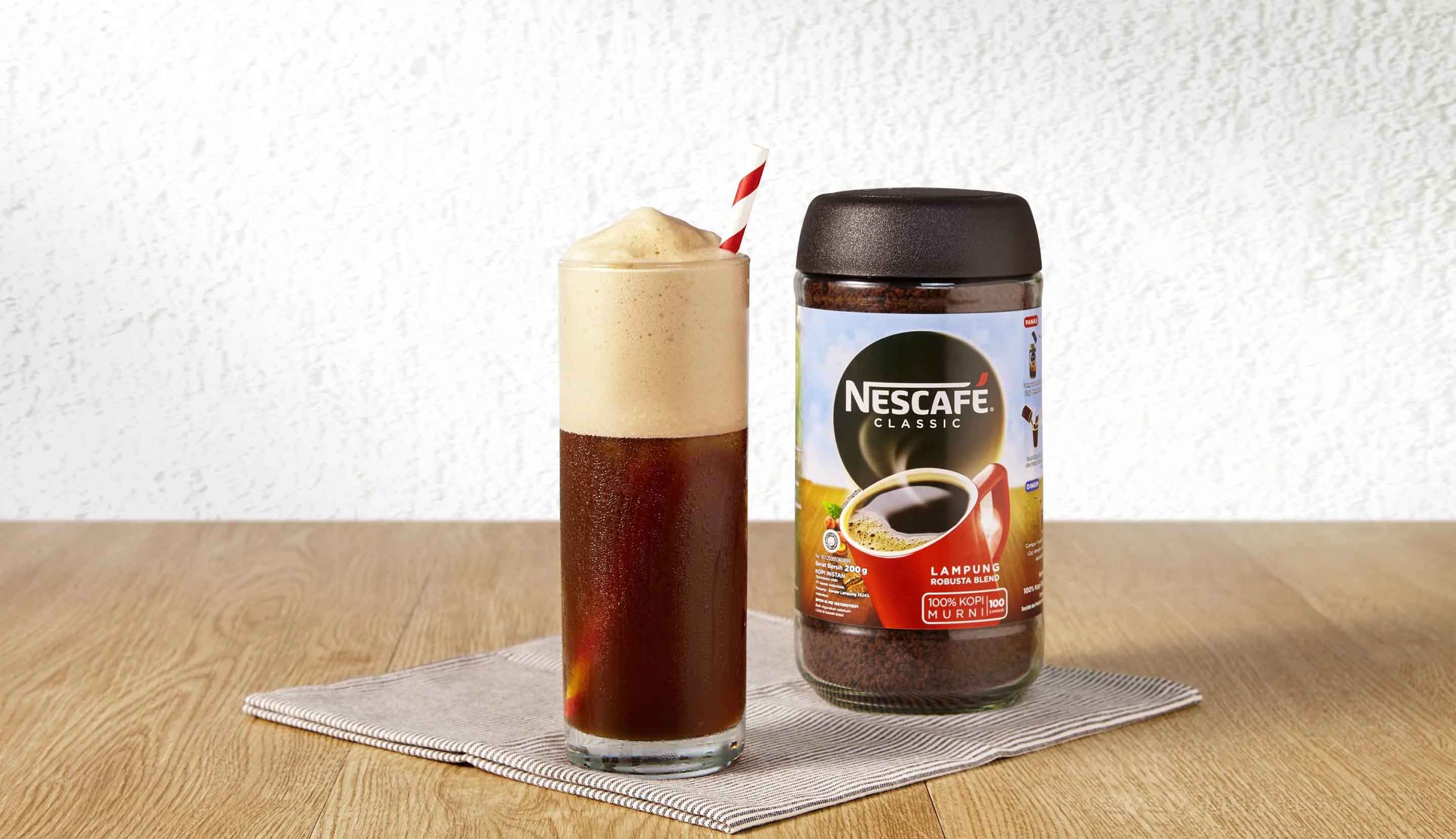 Praktis! Cuma Perlu 2 Bahan Bisa Bikin Ice Frappé Coffee!