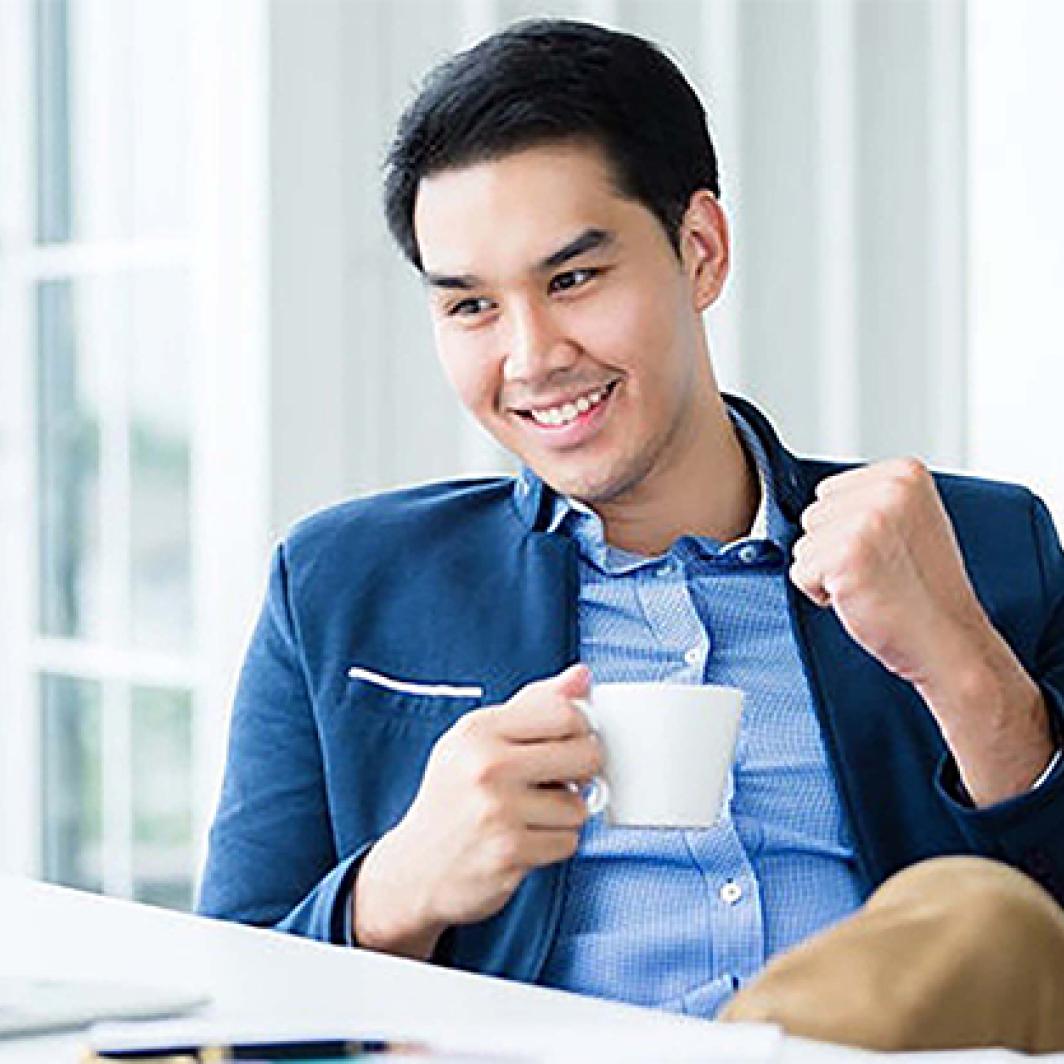 5 Benefits of Drinking Black Coffee While Working & The Right Way to Make It