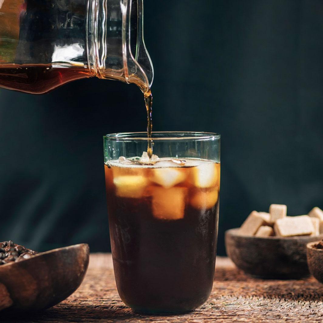 Kopi Hitam Biasa dan Cold Brewed Coffee: Lebih Suka yang Mana?