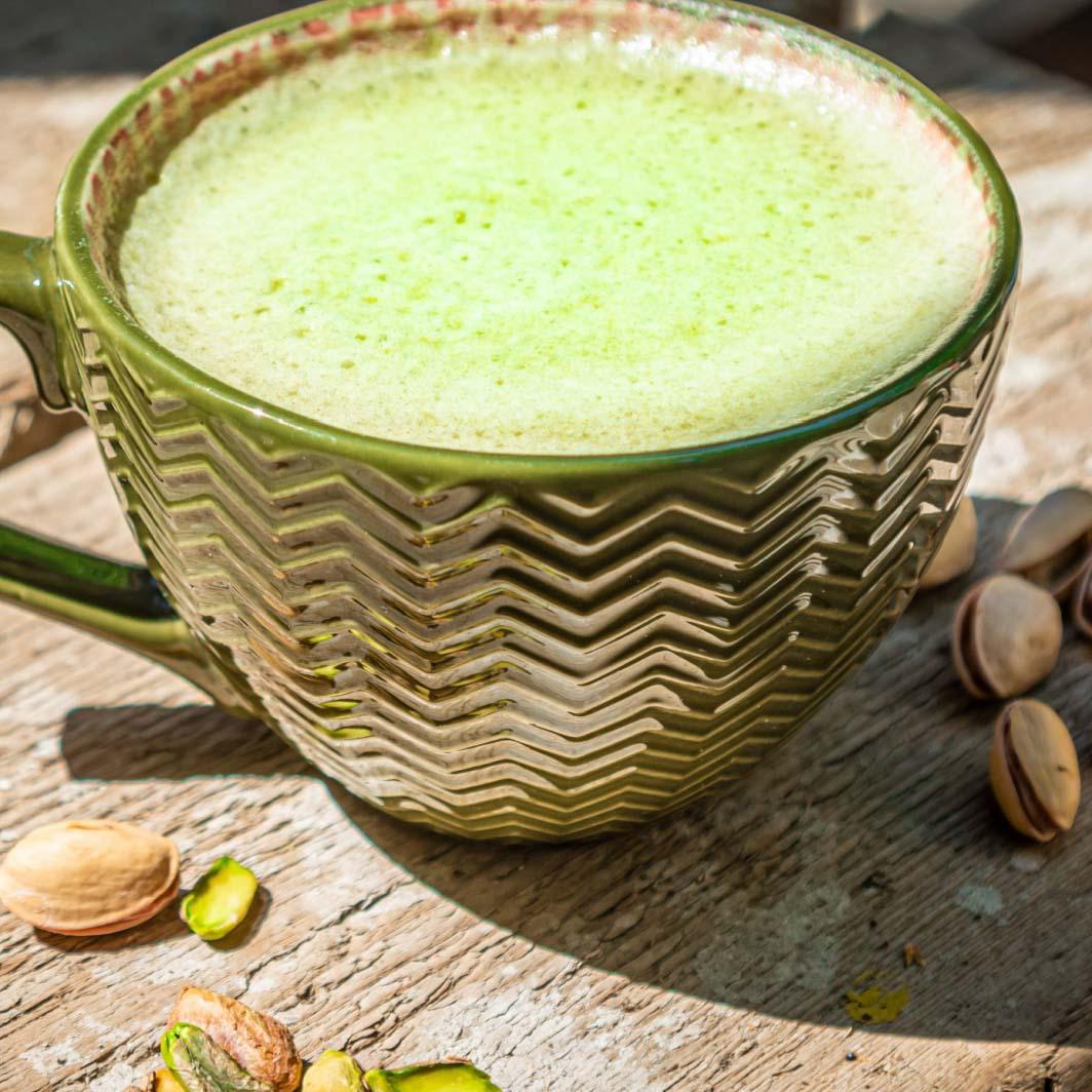 Nikmati Sensasi Pistachio Latte: Inovasi Kopi yang Wajib Dicoba