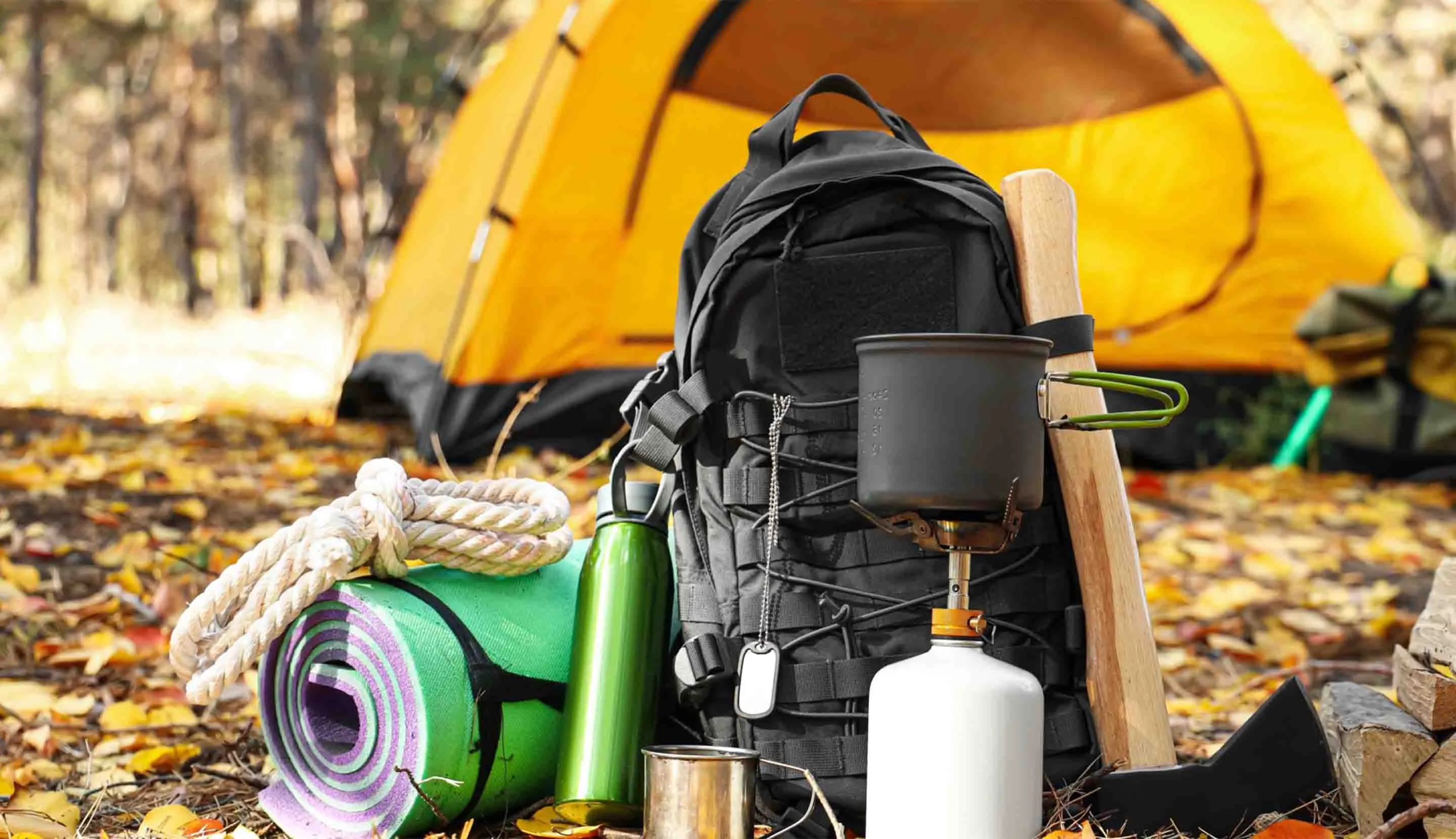 perlengkapan traveling