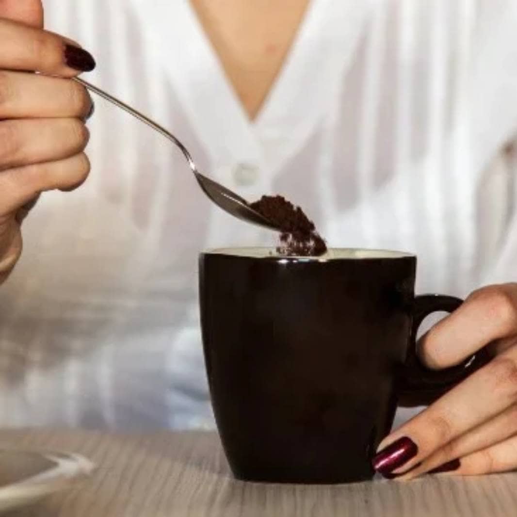 making-an-instant-coffee-desktop