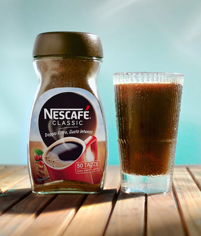 Nescafé Classic nel bicchiere