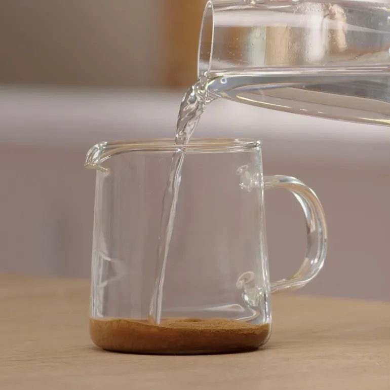 Iced Vanilla Latte step 1