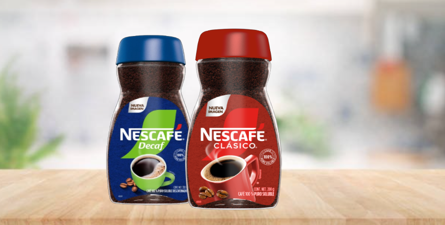 Mesa con decaf y clásico