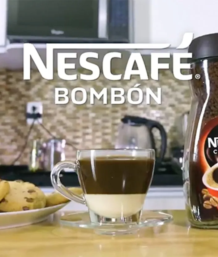NESCAFÉ Bombón step 1