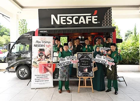 NESCAFE Groom Family