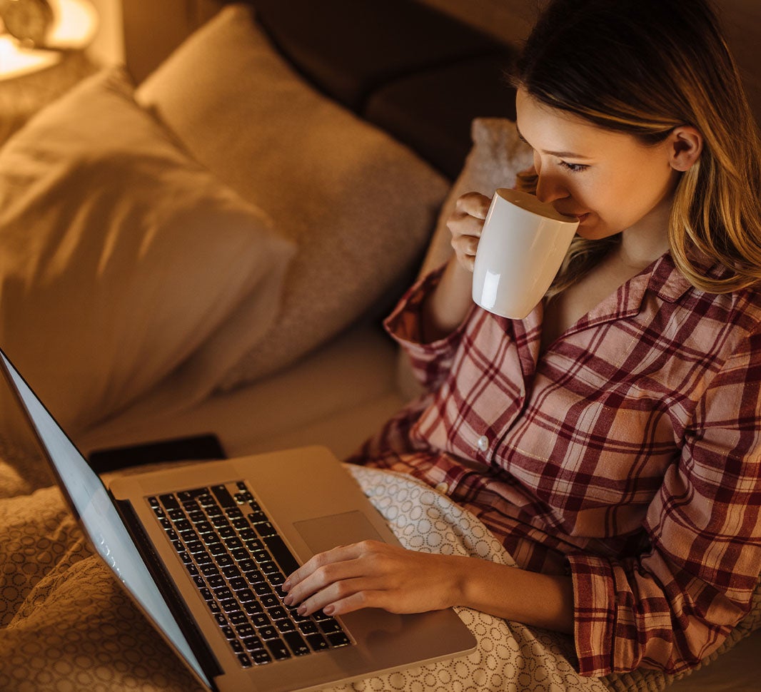 drinken van cafeïnevrije koffie