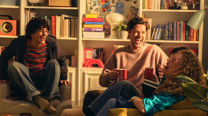 vrienden die koffie drinken