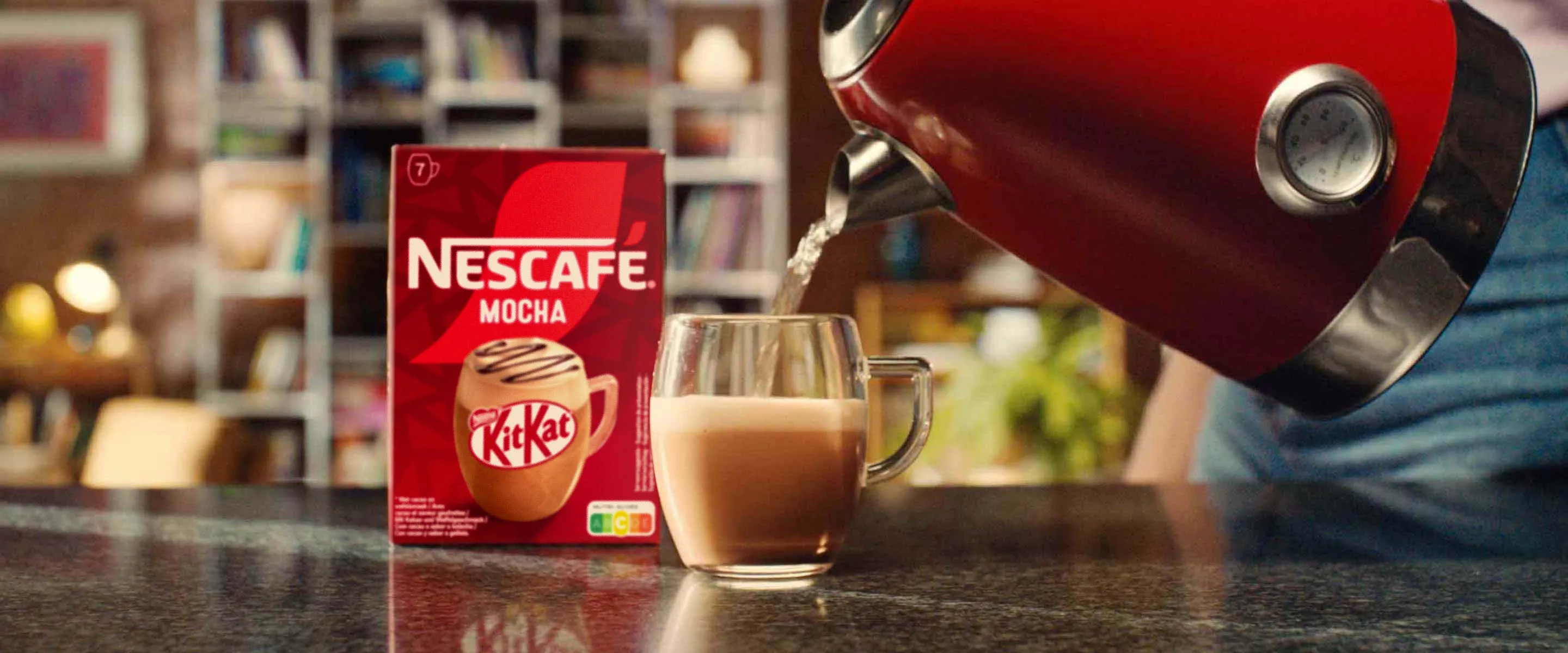 making a nescafé kit kat mocha