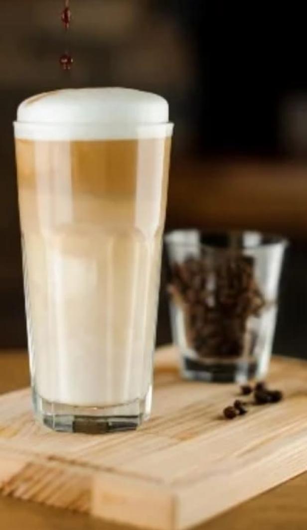 Latte vs. Flat White: What Is the Difference?