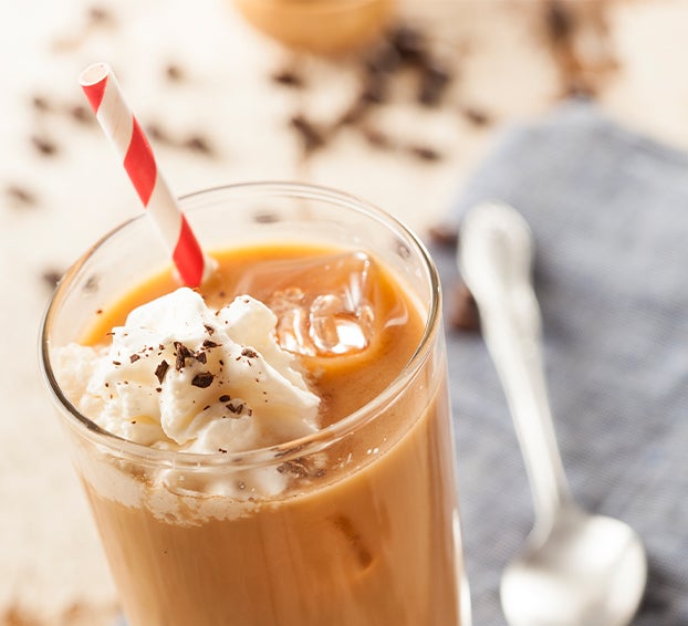 make froth in the iced coffee