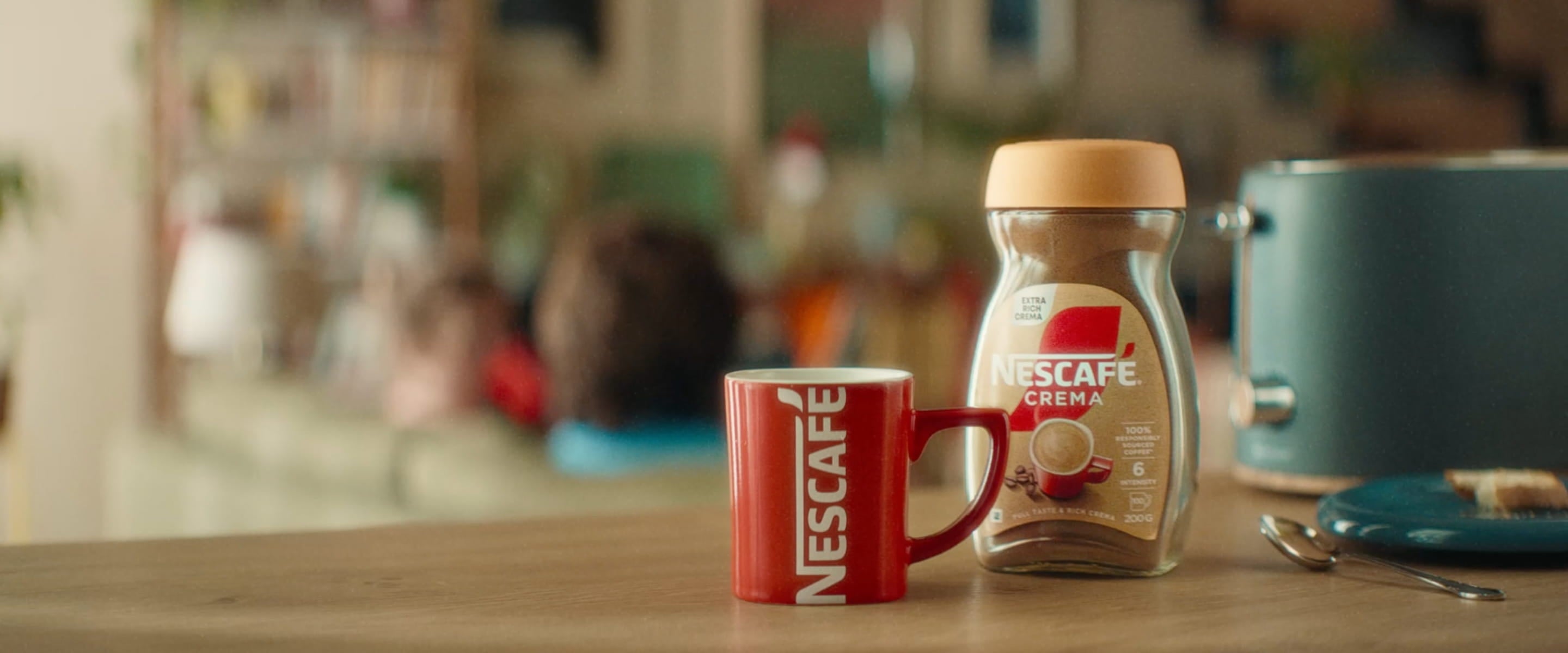 słoik nescafe crema