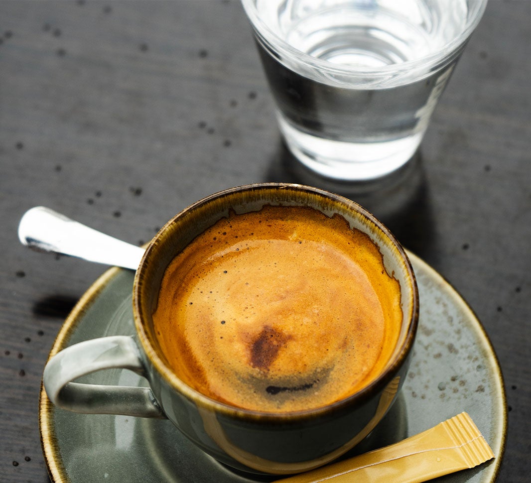 Long black kafa i amerikano