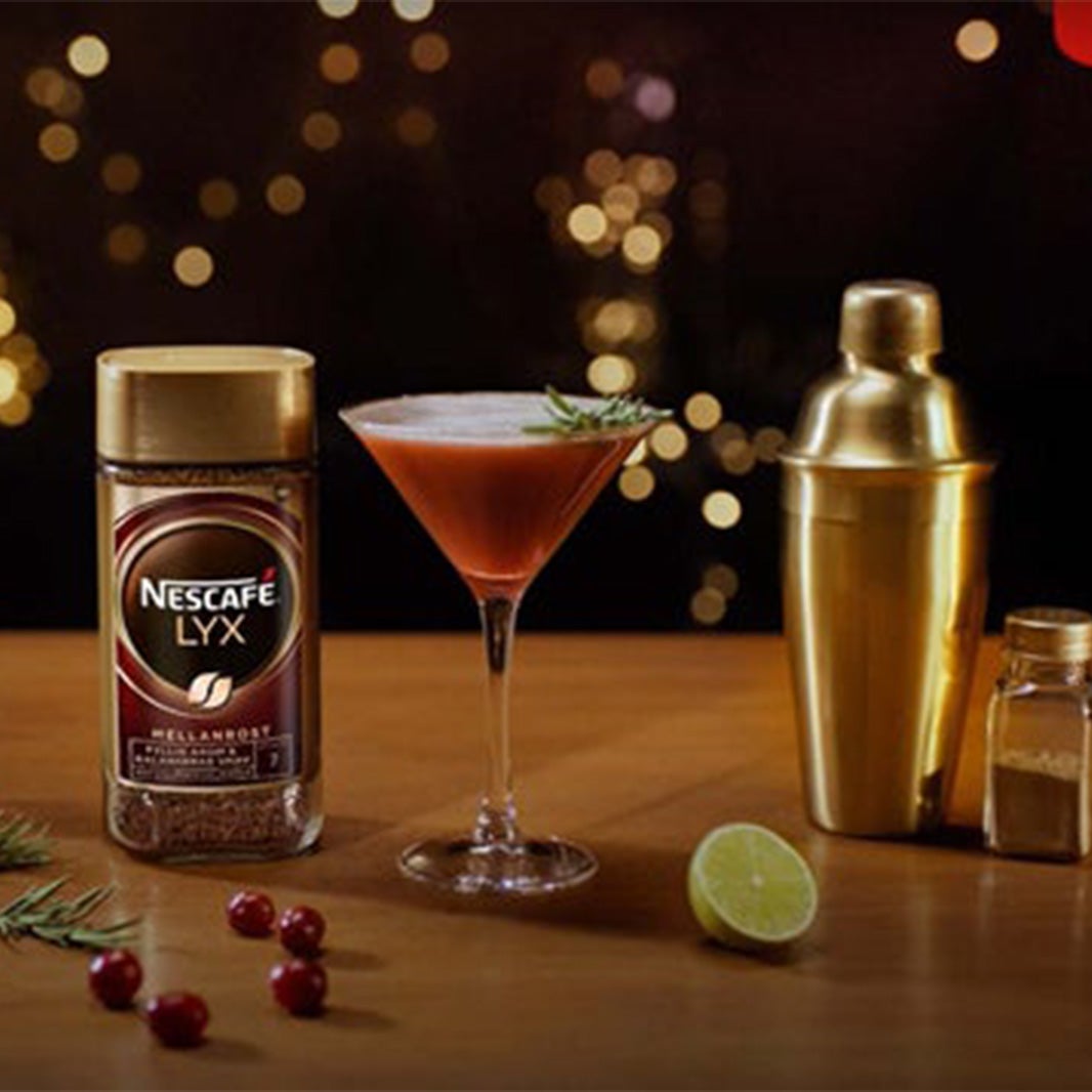 NESCAFÉ Winter Berry Cosmo Mocktail Recensioner