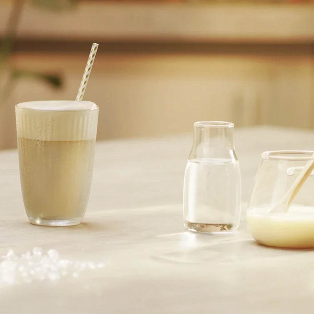 Glas som innehåller en NESCAFÉ  Vietnamese Frappé Recensioner 