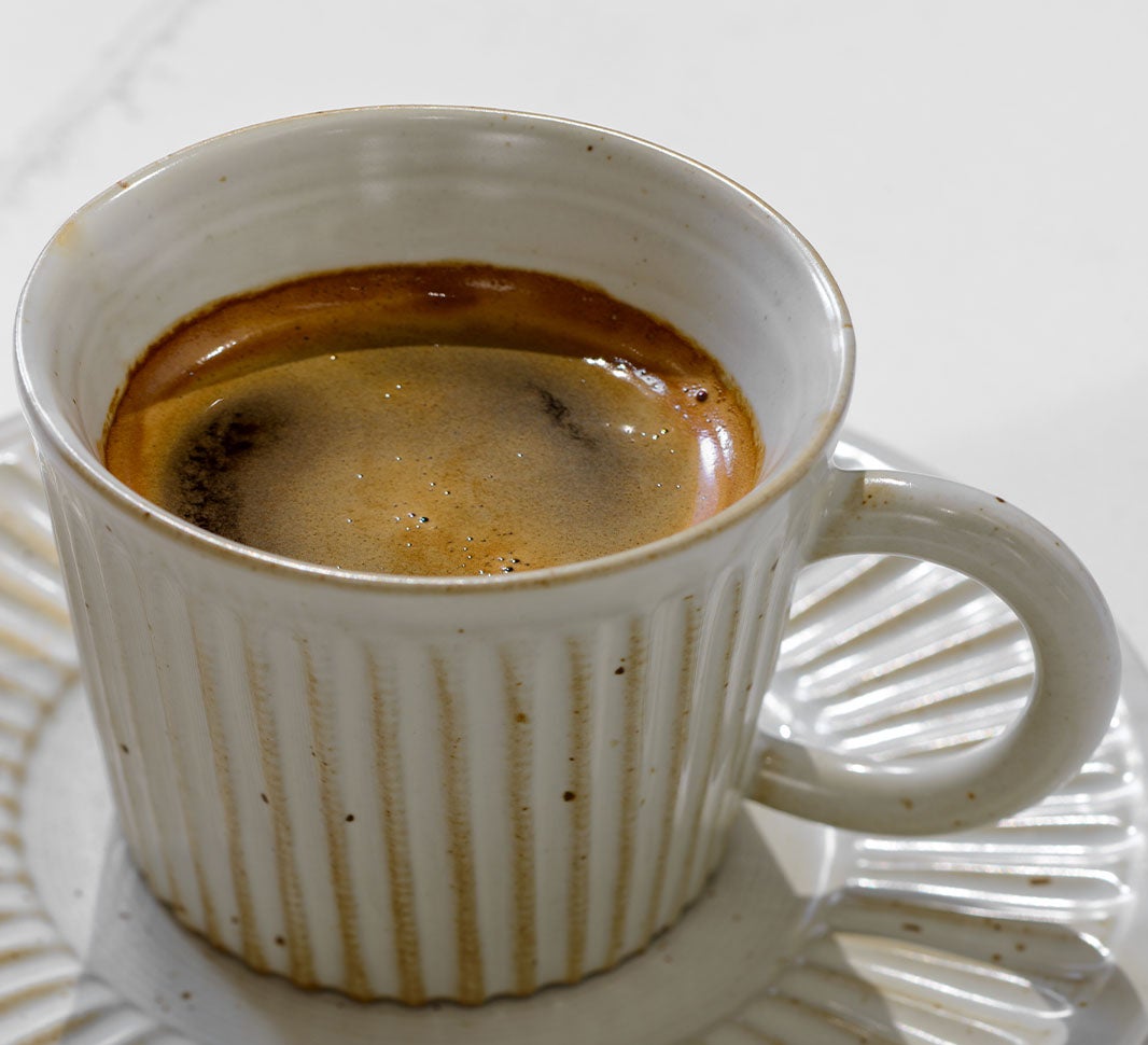 så gör du en long black kaffe